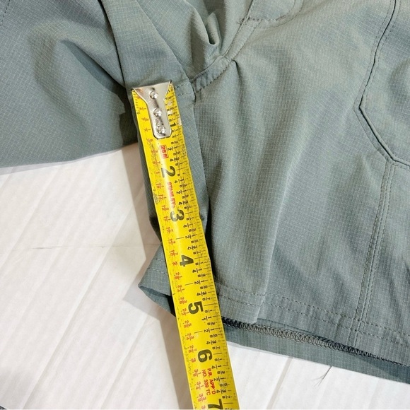 Kuhl Horizn Hiking Shorts Size 4 Green Ripstop 4” Zipper Pockets Nylon UPF 50 - Picture 9 of 14
